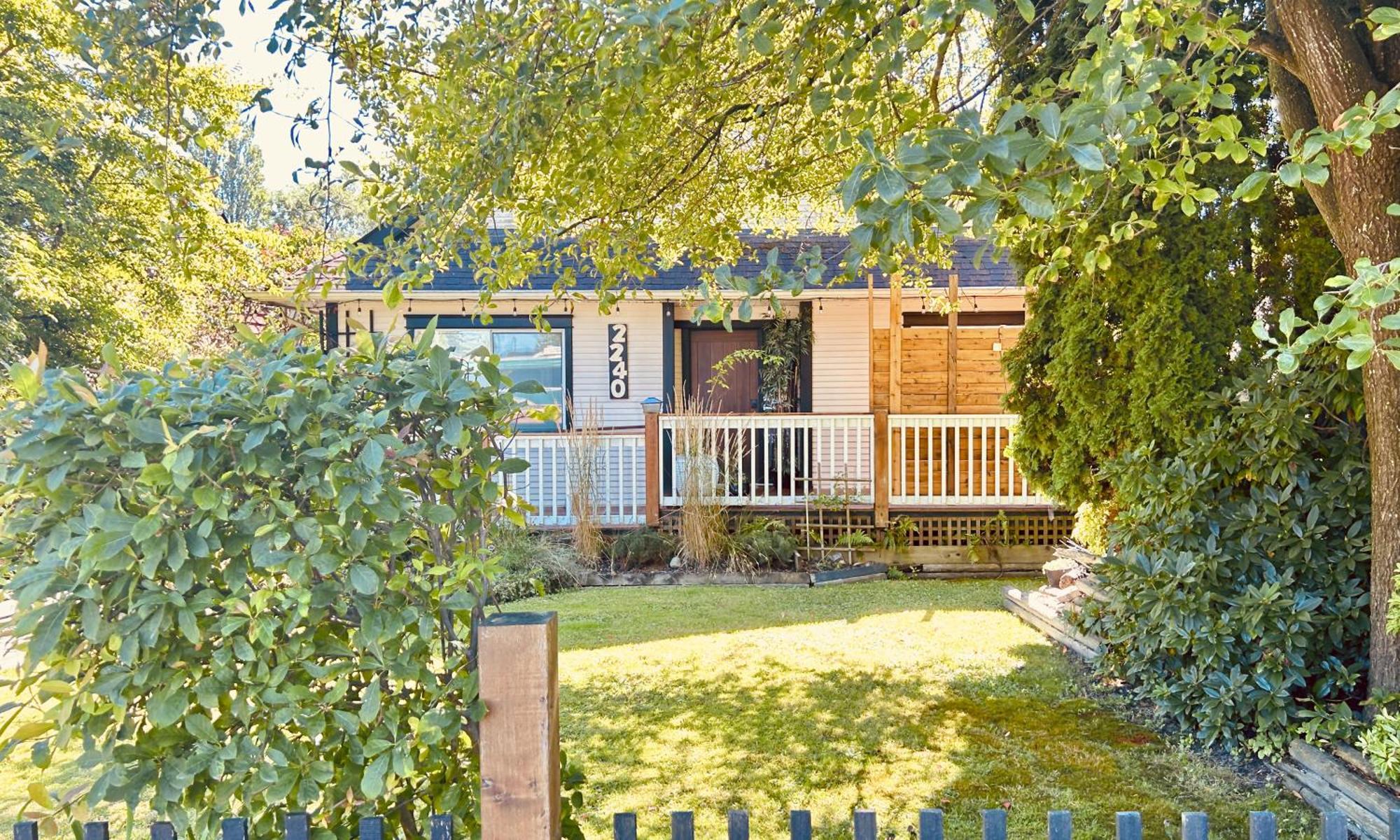 Airport-Yvr Guesthouse Ричмонд Екстер'єр фото